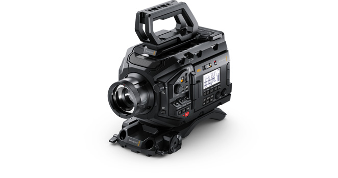 Blackmagic URSA Broadcast G2 (incl B4 EF lens mount, VLock Battery  Plate,top handle,Shoulder Pad)