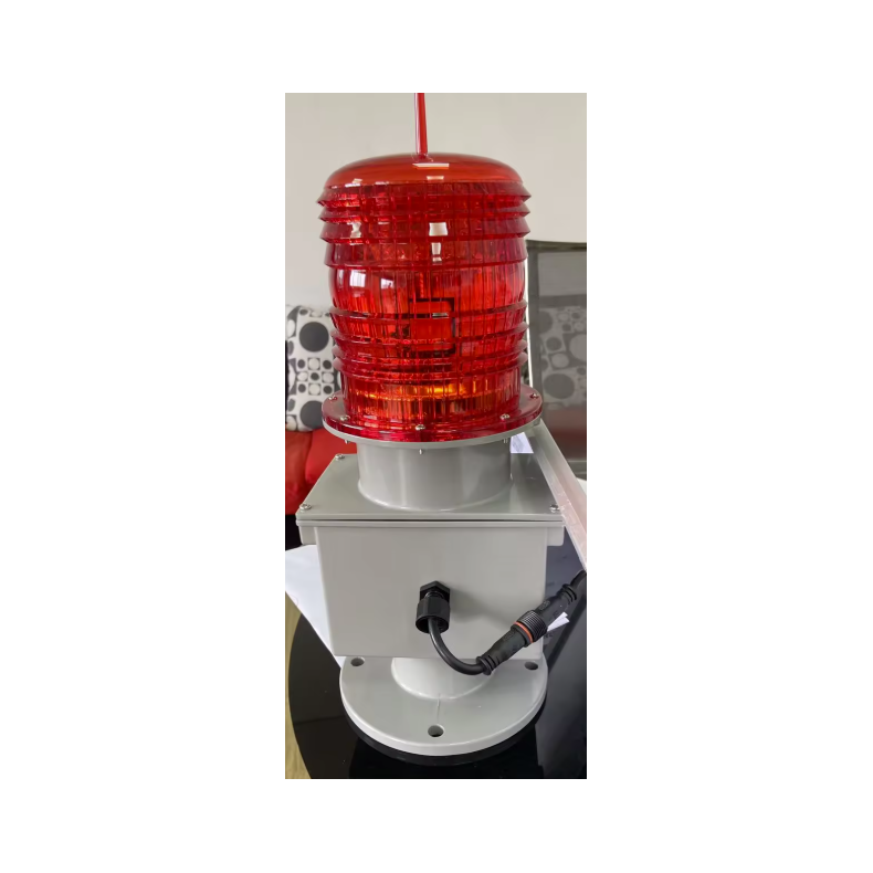 Aviation Obstruction Light - Red - including battery and solar panel