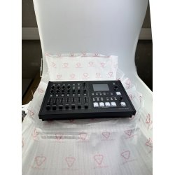 Roland VR-4HD 4 CH HD-HDMI AV Switcher w. USB3 Streaming Output (DEMO 100% as new)