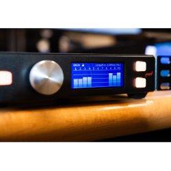 Vizart Viz Connect Audio, 8 analogue inputs via a combination of 1/4&Prime;XLR Line or Mic inputs