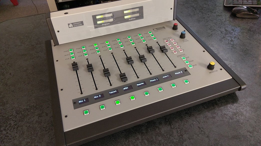 自主盤/メロディアスAOR◆DOUG RUNYAN/OVER THE EDGE Arrakis DARC Surface 8 Digital AoIP Broadcast Console - Radio