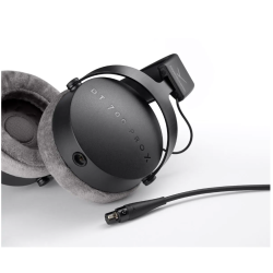 Beyerdynamic DT 700 PRO 48 ohm Headphone closed-grey