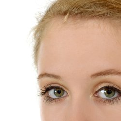 Voice Technologies VT403 White Vocal Lavalier Microphone in VTO Box with accessories